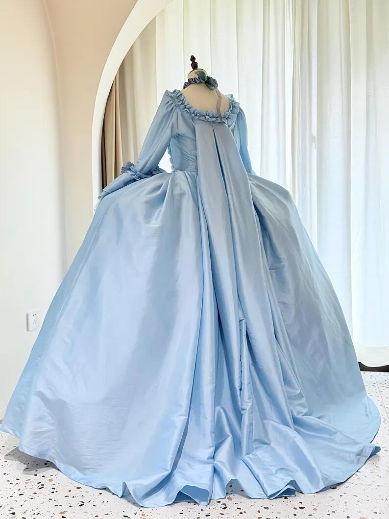 18th Century Rococo Blue Robe  - đánh giá và giá Bathrobe